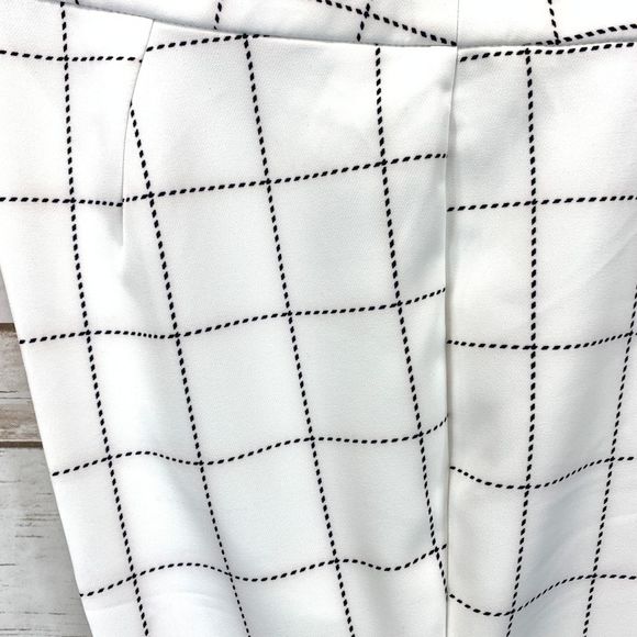 Liz Claiborne Emma Ankle Pant, White & Black - Picture 4 of 7